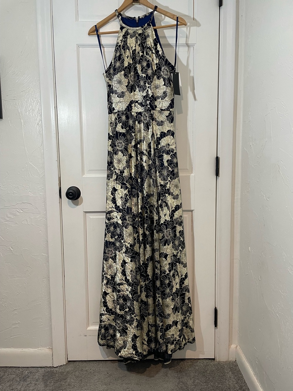 NWT Betsy & Adam Navy and Gold Floral Halter Maxi Dress size 6